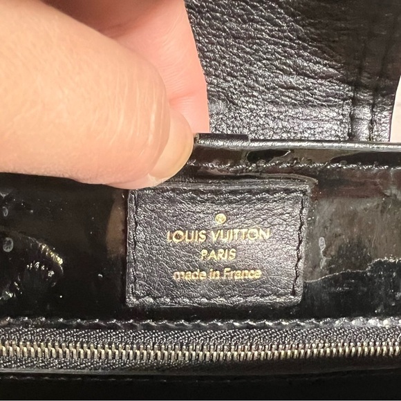 LOUIS VUITTON Limited Edition Taupe Monogram Embossed Leather Polly Bag EUC - Picture 16 of 17